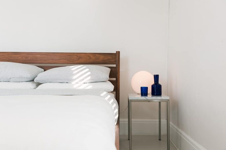 A Design-Led Country Home Near Sandbanks and East Lake - Cherry Valley, Canada