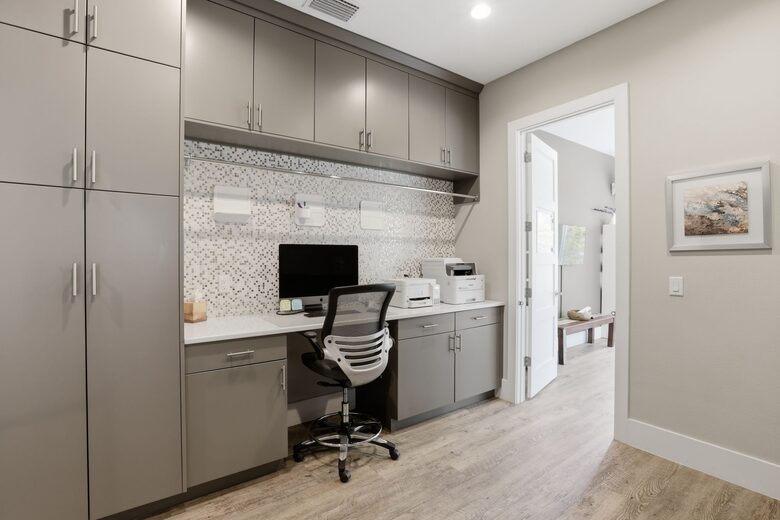 Winter Park Oasis with Pool, Spa & Game Room - Winter Park, Florida