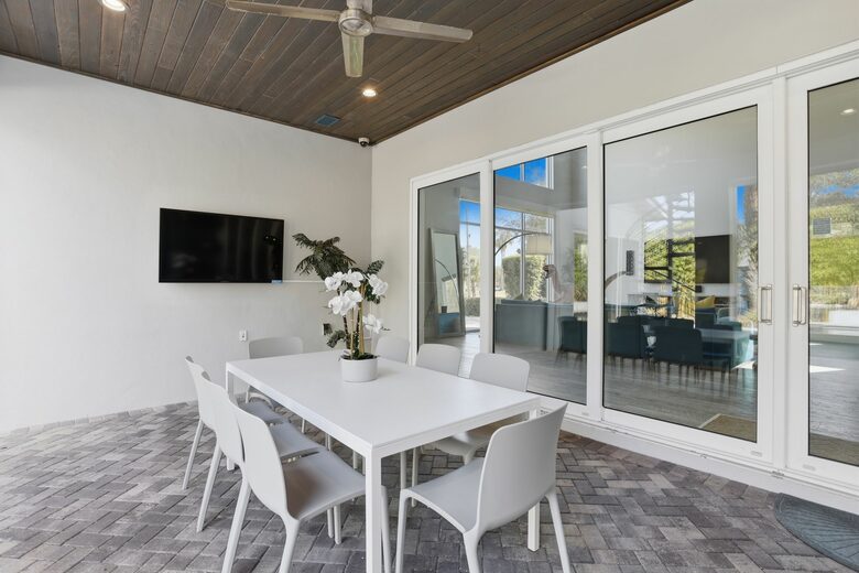 Winter Park Oasis with Pool, Spa & Game Room - Winter Park, Florida