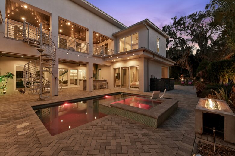 Winter Park Oasis with Pool, Spa & Game Room - Winter Park, Florida