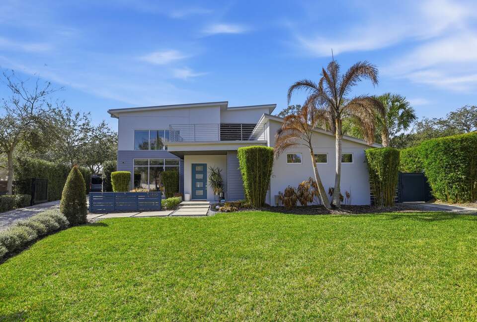 Winter Park Oasis with Pool, Spa & Game Room - Winter Park, Florida