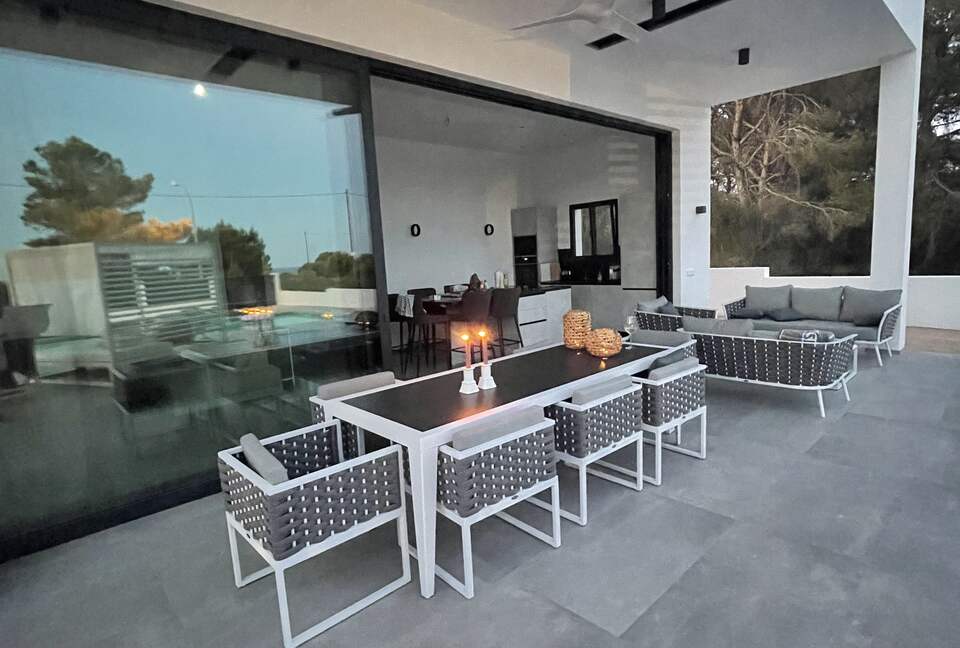 Mallorca Elegance Above the Sea - Llucmajor, Spain