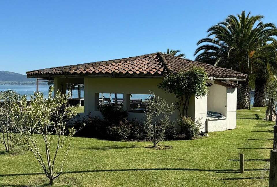 Lakefront House on Lake Rapel - Las Cabras, Chile
