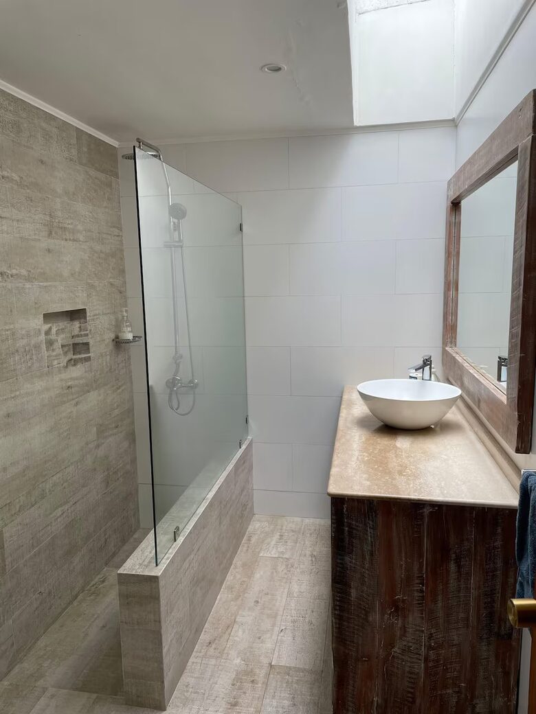 Lakefront House on Lake Rapel - Las Cabras, Chile