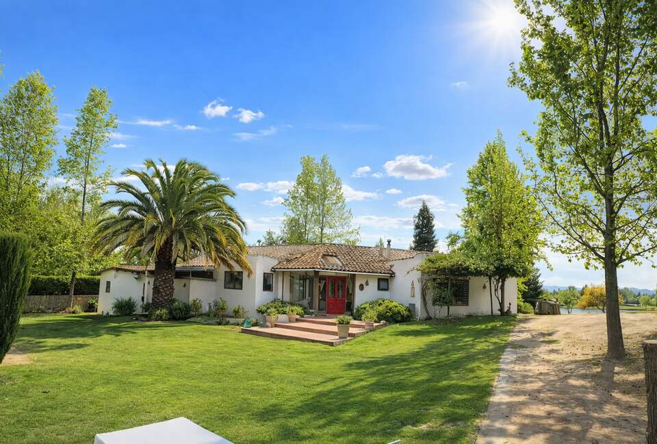 Lakefront House on Lake Rapel - Las Cabras, Chile