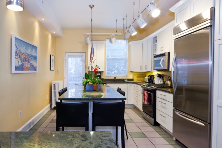 Historic DC Victorian Steps from Convention Center - Washington, Washington DC