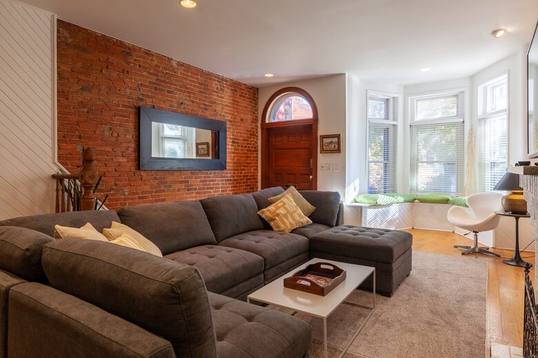 Historic DC Victorian Steps from Convention Center - Washington, Washington DC