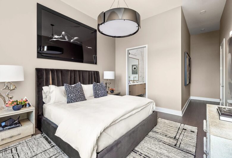 Midtown Atlanta Penthouse with Skyline Views & Luxury Amenities - Atlanta, Georgia