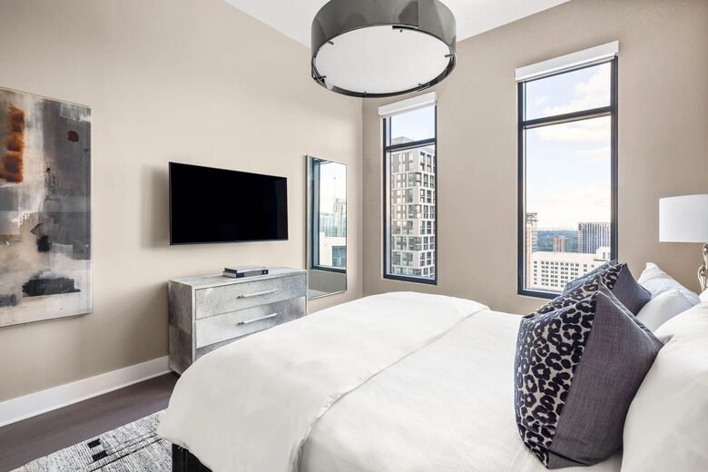 Midtown Atlanta Penthouse with Skyline Views & Luxury Amenities - Atlanta, Georgia