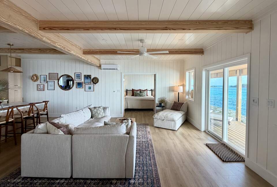 Design-Forward Oceanfront Hideaway in Eleuthera - Rainbow, Bahamas