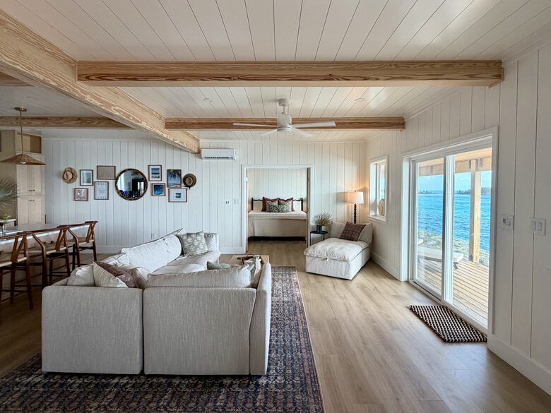 Design-Forward Oceanfront Hideaway in Eleuthera - Rainbow, Bahamas