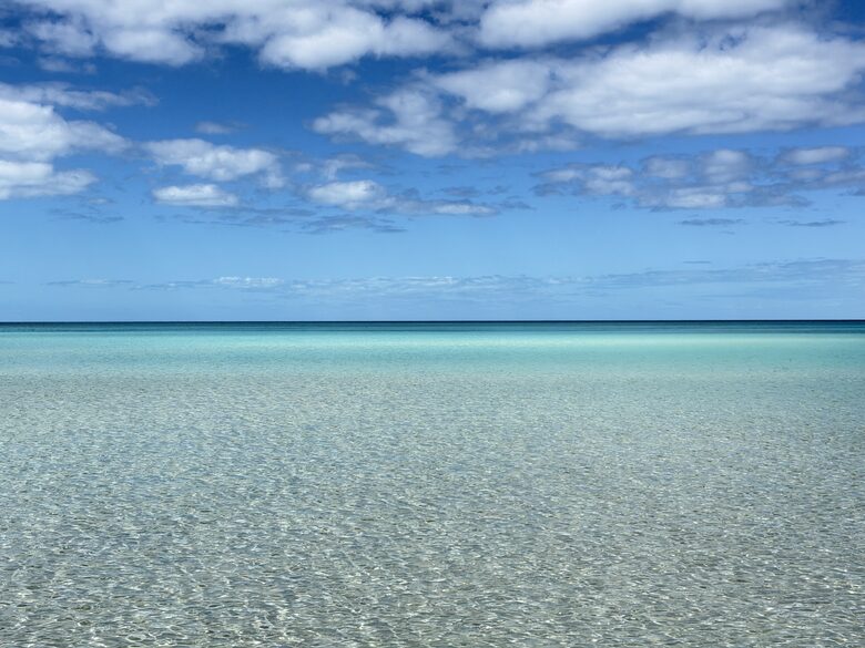 Design-Forward Oceanfront Hideaway in Eleuthera - Rainbow, Bahamas