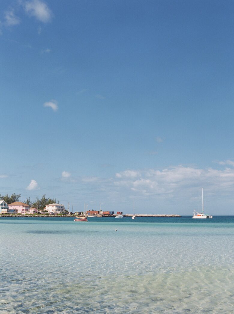 Design-Forward Oceanfront Hideaway in Eleuthera - Rainbow, Bahamas