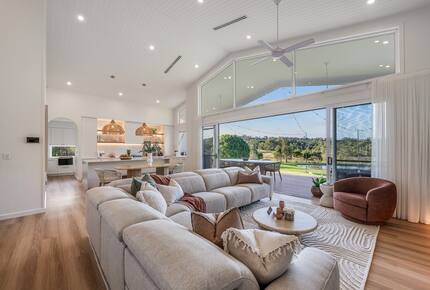 Private Acreage Retreat | Sunset Views, Pool & Fire Pit - Bli Bli, Australia