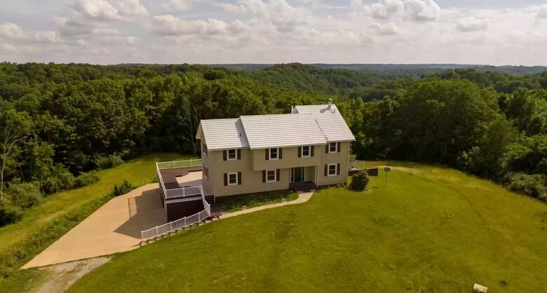 Two-Story Sunroom Above Strouds Run - Athens, Ohio