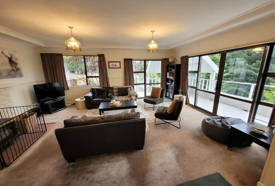 Elevated Alpine Living Above Hanmer Springs - Hanmer Springs, New Zealand