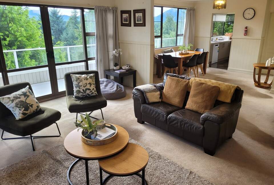 Elevated Alpine Living Above Hanmer Springs - Hanmer Springs, New Zealand