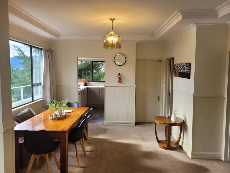 Elevated Alpine Living Above Hanmer Springs - Hanmer Springs, New Zealand