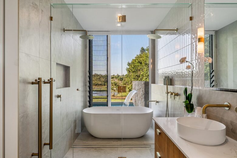 Private Acreage Retreat | Sunset Views, Pool & Fire Pit - Bli Bli, Australia