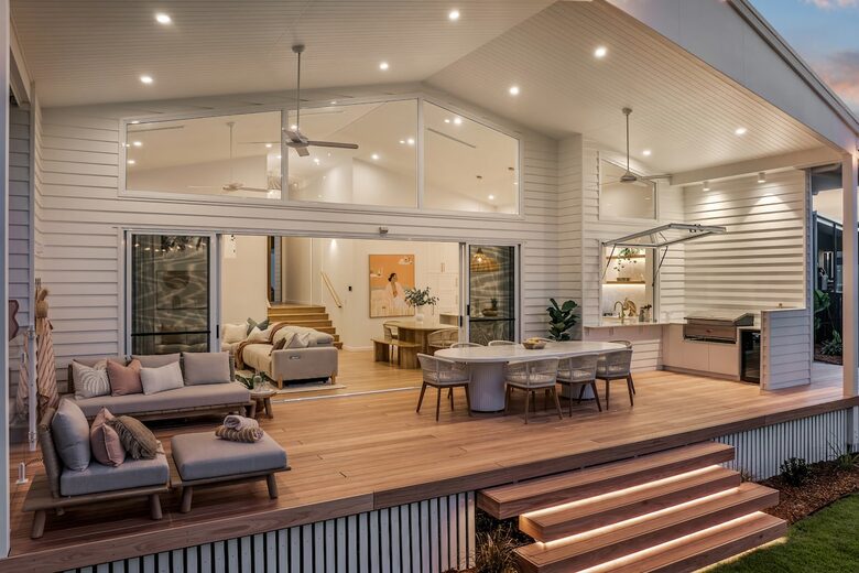 Private Acreage Retreat | Sunset Views, Pool & Fire Pit - Bli Bli, Australia