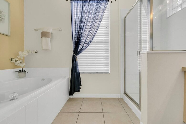 Private Pool Living Near Disney in Windsor Palms - Kissimmee, Florida