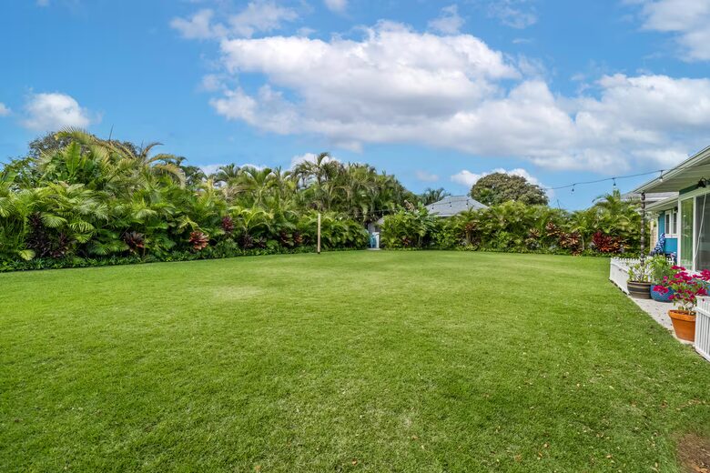 Kailua Beach Retreat Just Steps from the Sand - Kailua, Hawaii