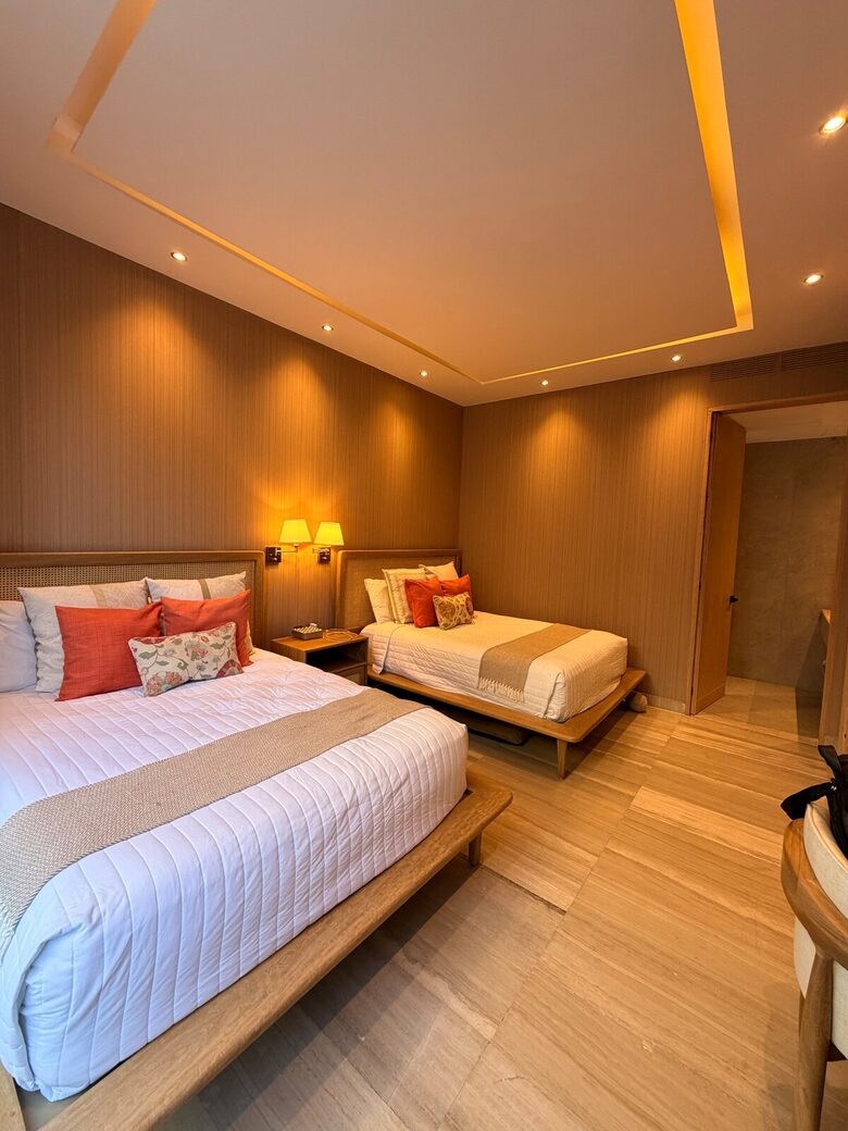 Oceanfront Stillness Above Acapulco Bay - Acapulco, Mexico