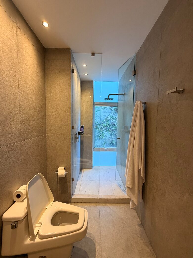 Oceanfront Stillness Above Acapulco Bay - Acapulco, Mexico