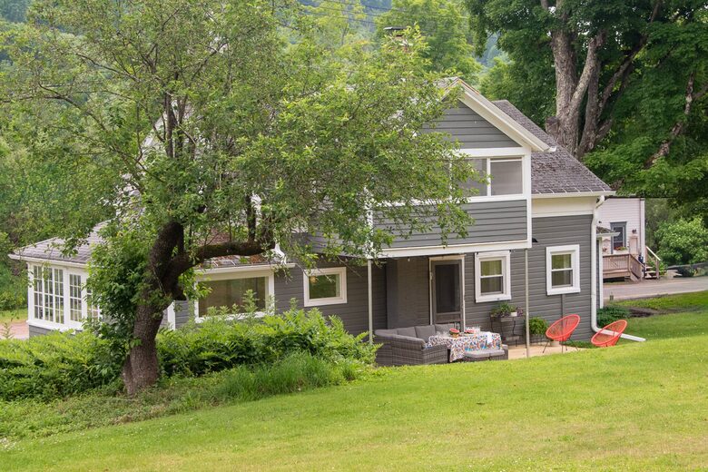 Cozy Historic Catskills Retreat in Bovina Center - Bovina Center, New York