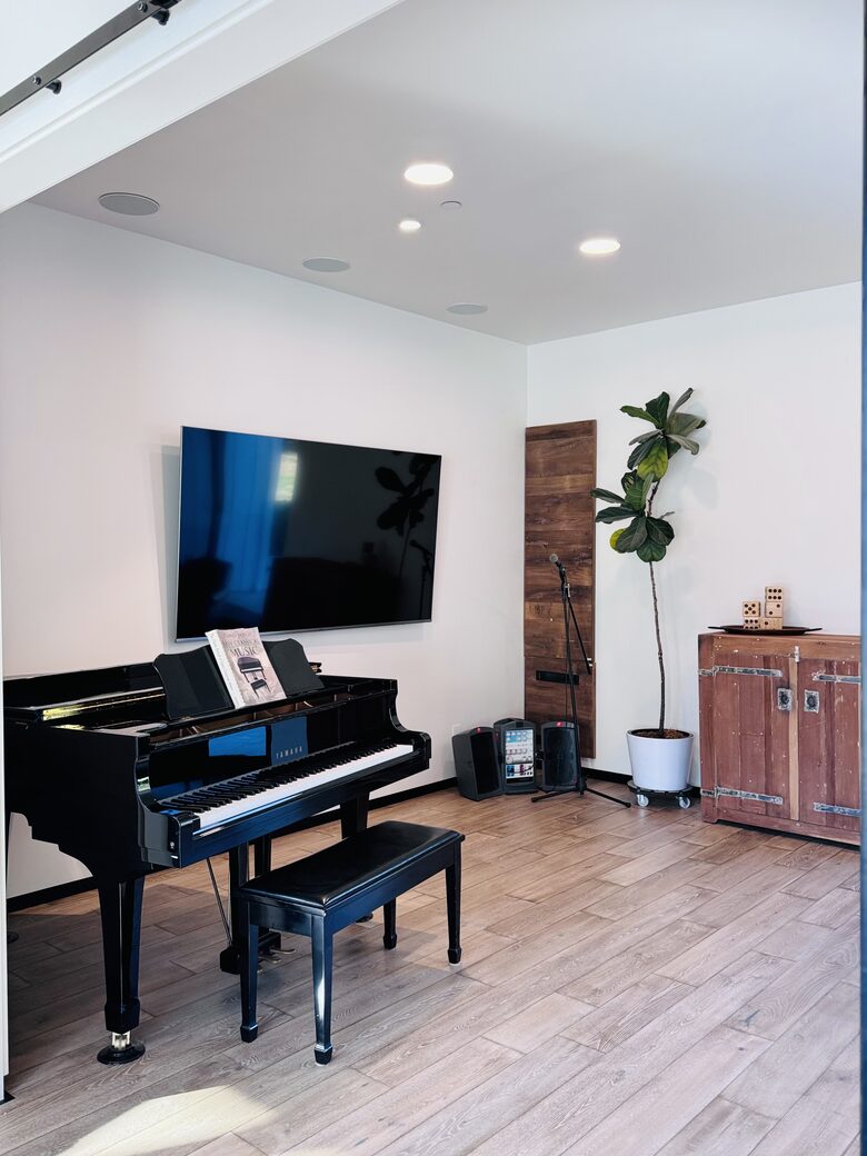 Secluded Avila Valley Estate Living Along California’s Central Coast - San Luis Obispo, California