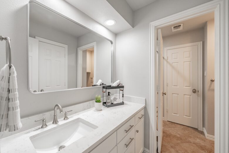 Refined Colleyville Retreat with Expansive Living - Colleyville, Texas