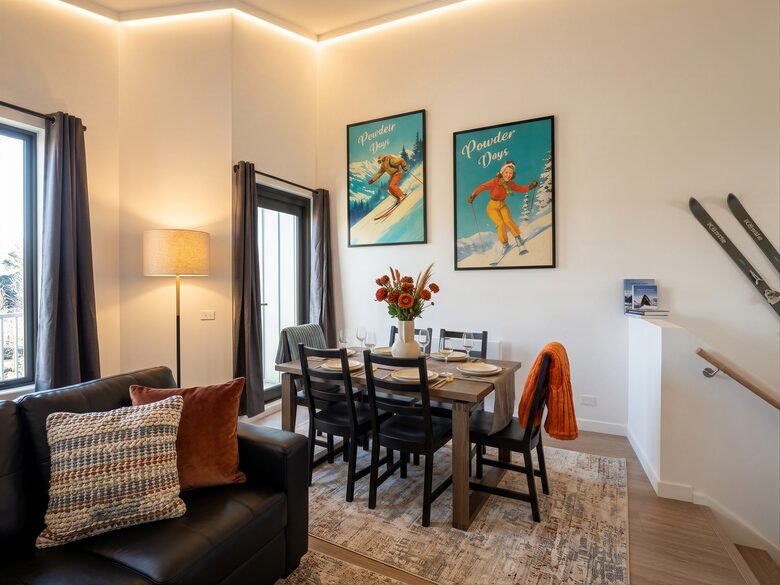 European-Style Chalet in Mount Buller Steps from Main Lift - Mount Buller, Australia