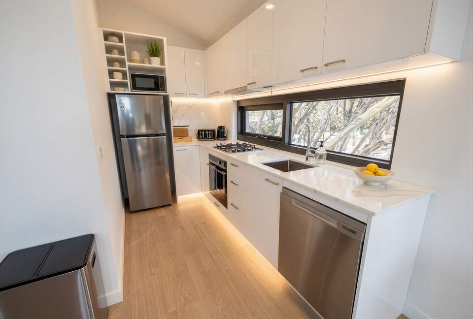 European-Style Chalet in Mount Buller Steps from Main Lift - Mount Buller, Australia