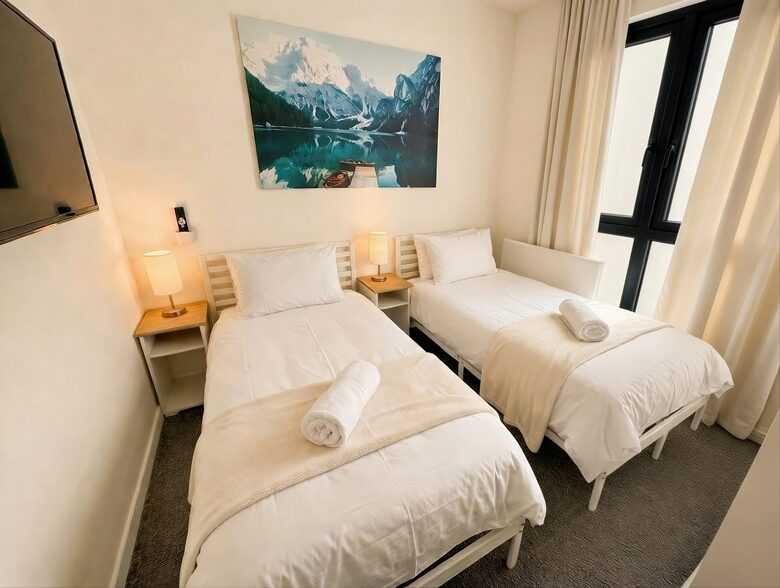 European-Style Chalet in Mount Buller Steps from Main Lift - Mount Buller, Australia