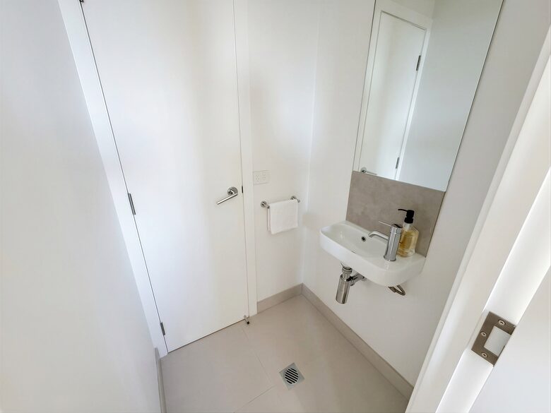 European-Style Chalet in Mount Buller Steps from Main Lift - Mount Buller, Australia