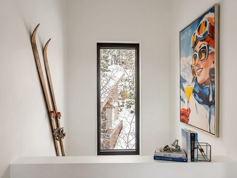 European-Style Chalet in Mount Buller Steps from Main Lift - Mount Buller, Australia