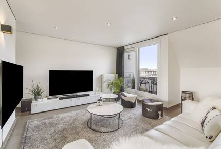 A Refined Duplex Near the Sea - Koksijde, Belgium