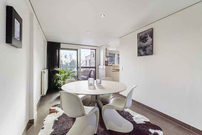 A Refined Duplex Near the Sea - Koksijde, Belgium