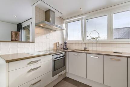 A Refined Duplex Near the Sea - Koksijde, Belgium