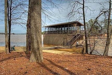 Lake House on Lake Sinclair - Lake Sinclair, Georgia