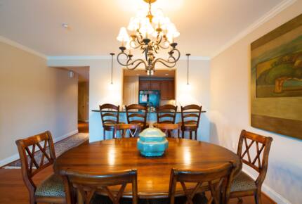 Lakefront Luxury at Smith Mountain Lake with Balcony Views - Moneta, Virginia