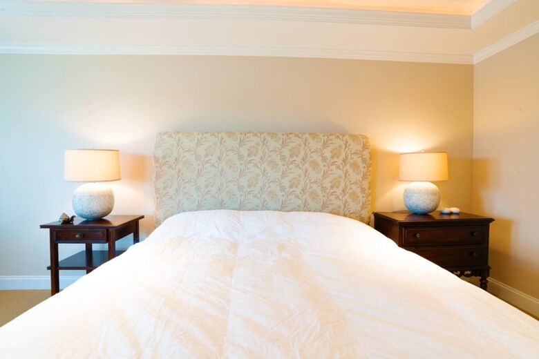 Lakefront Luxury at Smith Mountain Lake with Balcony Views - Moneta, Virginia