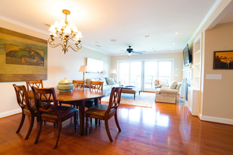 Lakefront Luxury at Smith Mountain Lake with Balcony Views - Moneta, Virginia