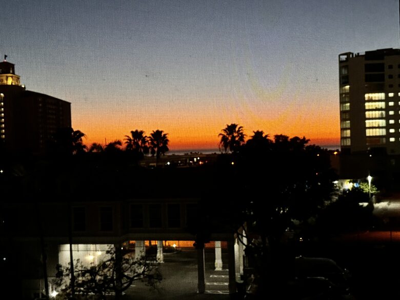 Rare 3 bed, 3 bath condo walkable to the Best Beach in Naples! - Naples, Florida