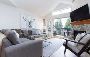 Ski-In/Ski-Out Alpine Retreat in Whistler - Whistler, Canada