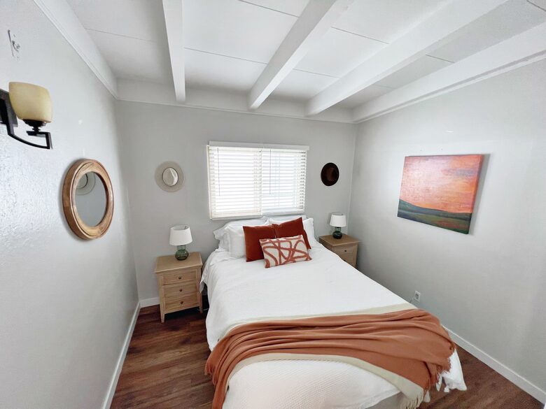 Playa del Rey Oceanfront Retreat with Panoramic Views - Playa del Rey, California