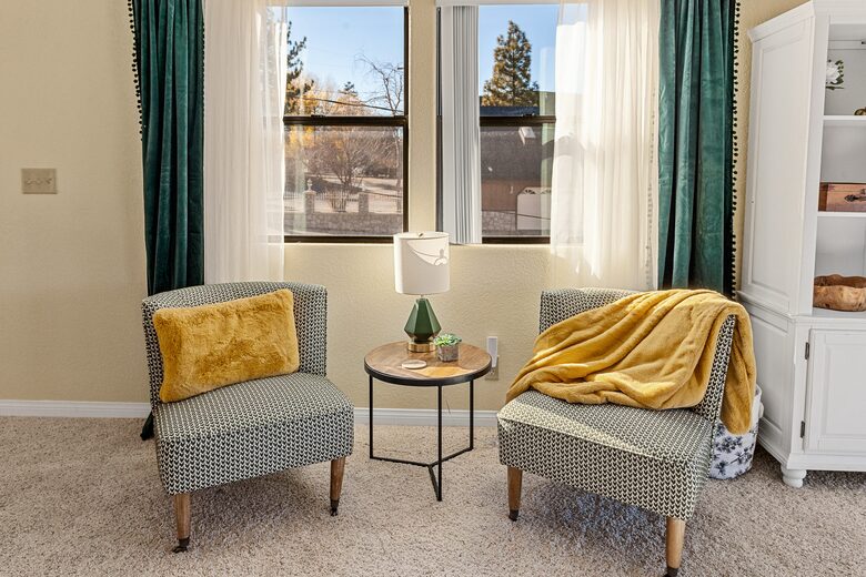 Alpine Lakefront Townhome with Studio Suite - Big Bear Lake, California