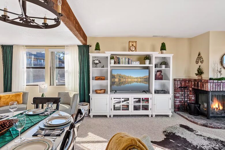 Alpine Lakefront Townhome with Studio Suite - Big Bear Lake, California