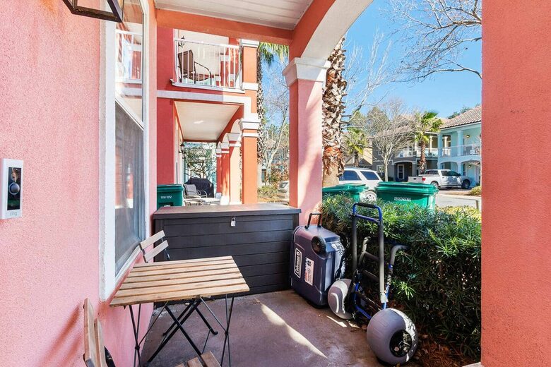 The Pink Shell Destin | Spacious Family Retreat Near Beaches - Destin, Florida