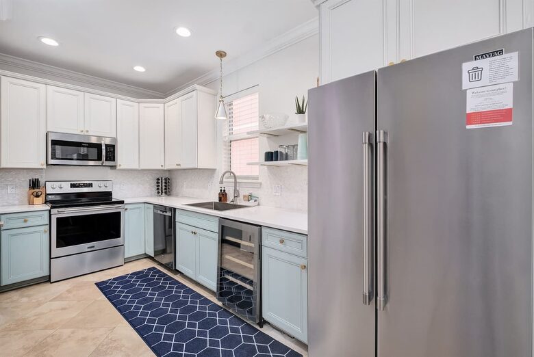 The Pink Shell Destin | Spacious Family Retreat Near Beaches - Destin, Florida